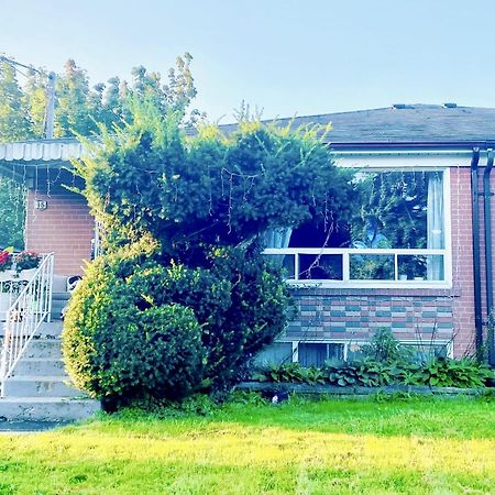 Toronto Bed & Breakfast - Free Parking Bagian luar foto