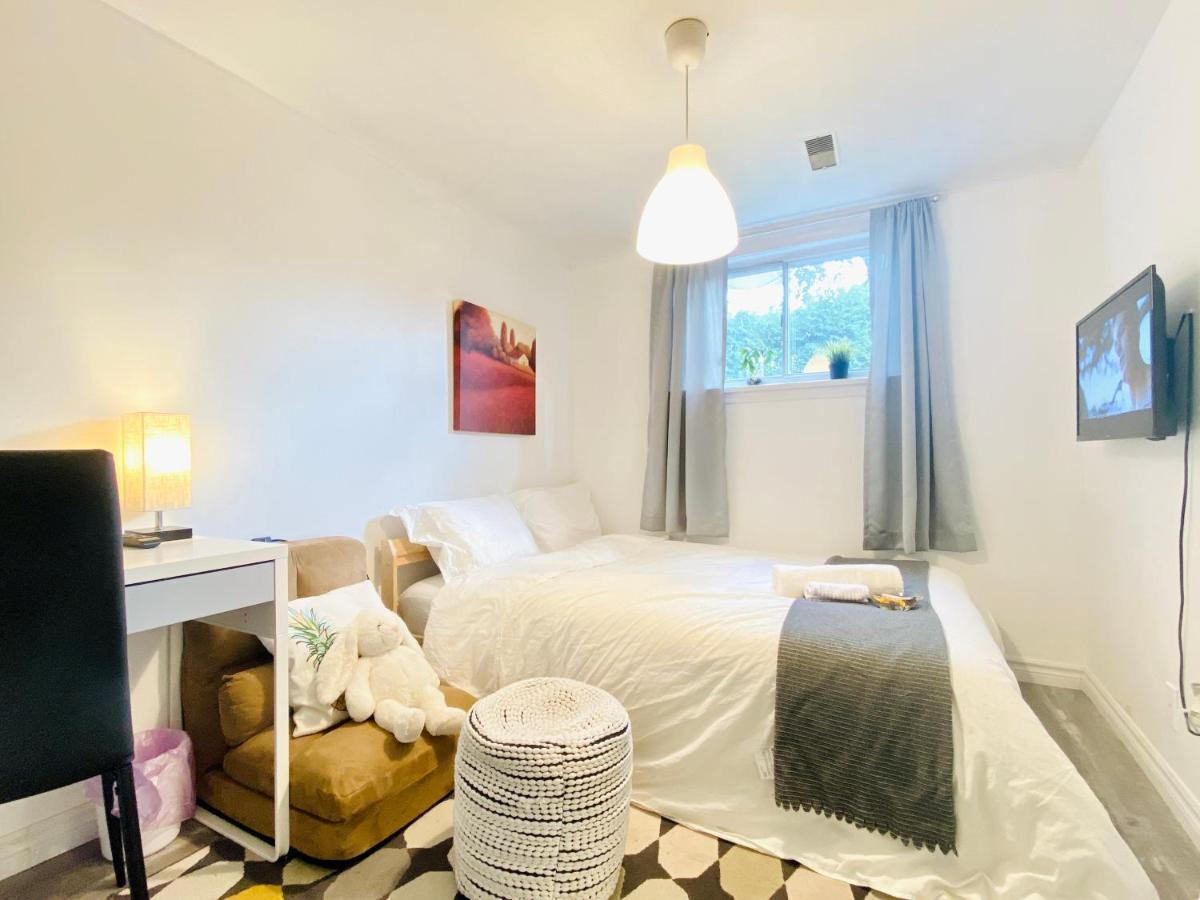 Toronto Bed & Breakfast - Free Parking Bagian luar foto