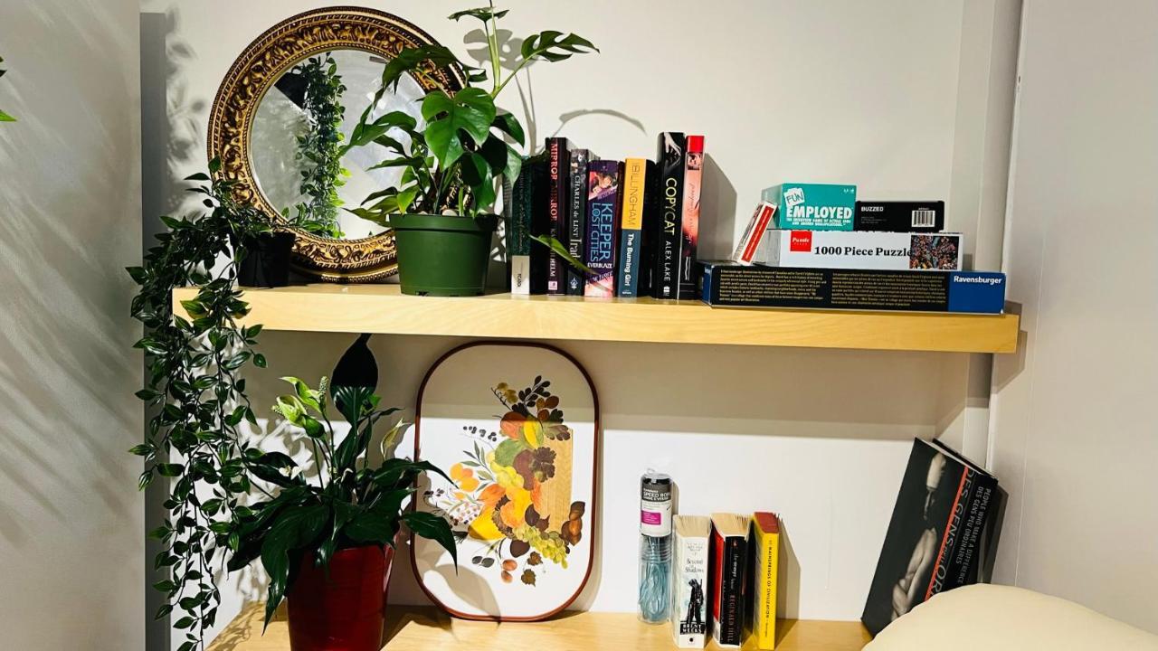 Toronto Bed & Breakfast - Free Parking Bagian luar foto