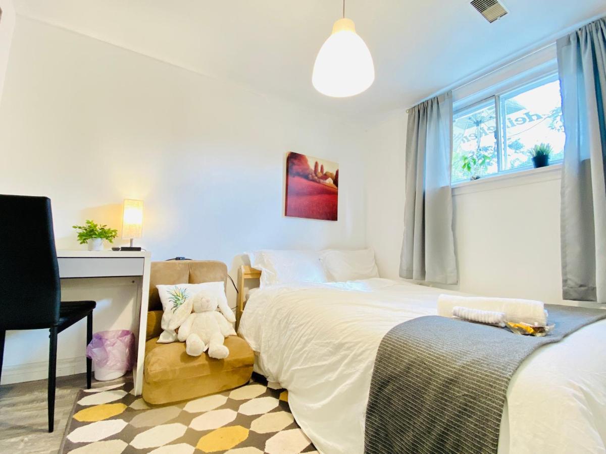 Toronto Bed & Breakfast - Free Parking Bagian luar foto